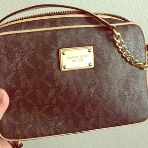 Michael kors Camera bag crossbody